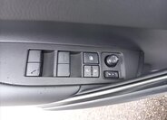 Toyota Corolla Cross CUV / Crossover 1,8 l 103 kw