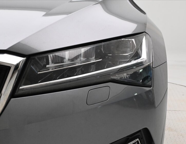 Škoda Superb Kombi 2,0 l 147 kw