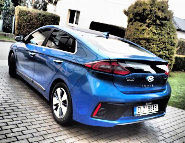 Hyundai IONIQ 4