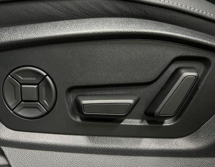 Audi Q8 SUV 3,0 l 210 kw