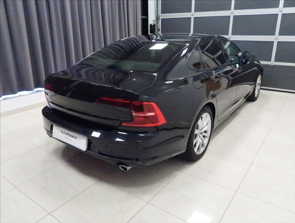 Volvo S90 Sedan 2,0 l 173 kw