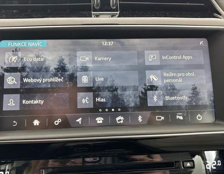 Jaguar F-Pace SUV / Terénní 2,0 l 132 kw