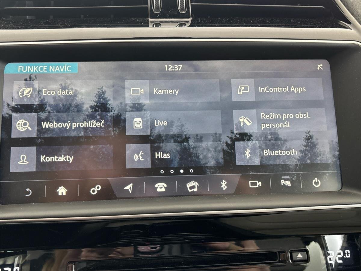 Jaguar F-Pace SUV / Terénní 2,0 l 132 kw