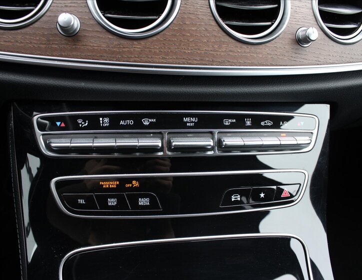 Mercedes-Benz Třídy E Kombi 2,0 l 143 kw