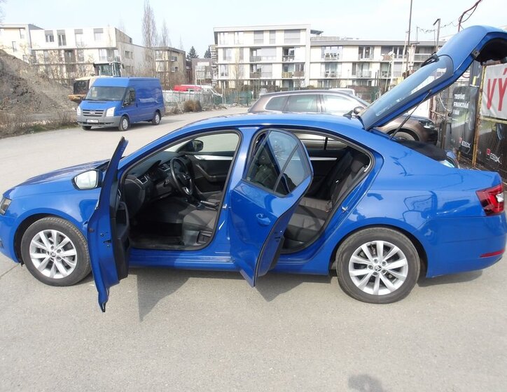 Škoda Octavia Sedan / Limuzína 999,0 85 kw