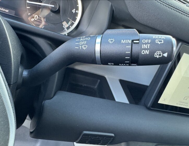 Land Rover Defender SUV / Terénní 3,0 l 221 kw