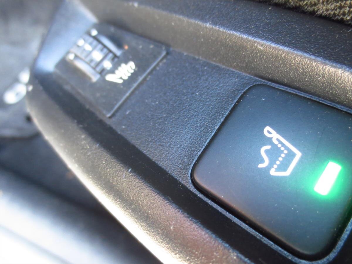 Citroën C5 Sedan / Limuzína 2,0 l 103 kw