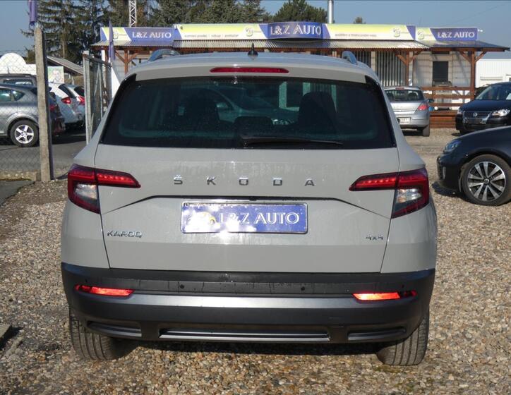 Škoda Karoq 5