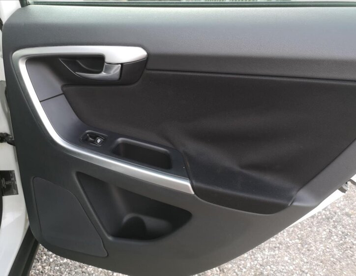 Volvo XC60 Kombi 2,4 l 136 kw