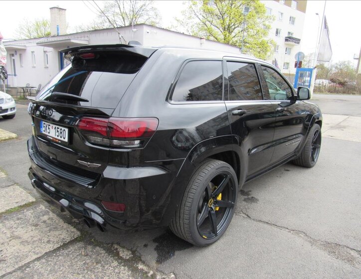 Jeep Grand Cherokee SUV / Terénní 6,2 l 527 kw
