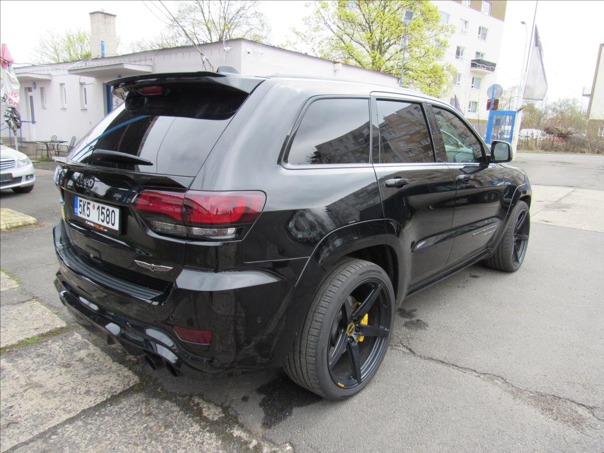 Jeep Grand Cherokee SUV / Terénní 6,2 l 527 kw