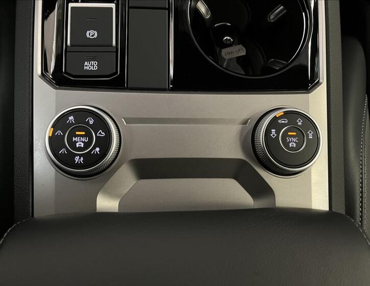 Volkswagen Touareg 18