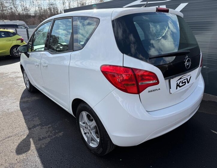 Opel Meriva MPV 1,4 l 74 kw