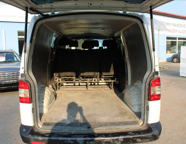 Volkswagen Transporter Skříň 1,9 l 63 kw