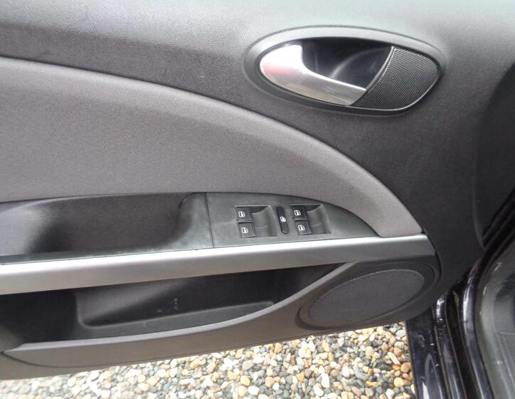 Seat Leon Hatchback 1,6 l 77 kw