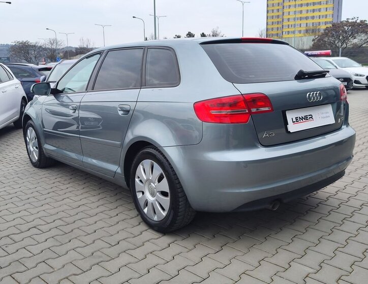 Audi A3 Hatchback 1,6 l 77 kw