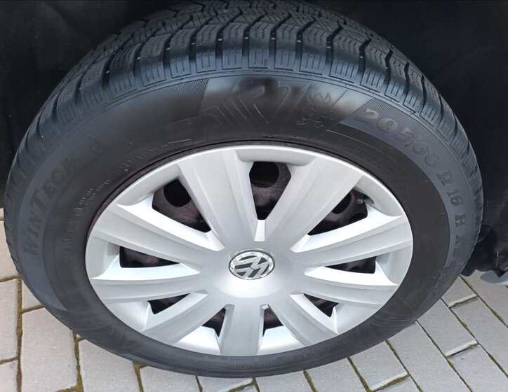 Volkswagen Sharan Kombi 2,0 l 103 kw