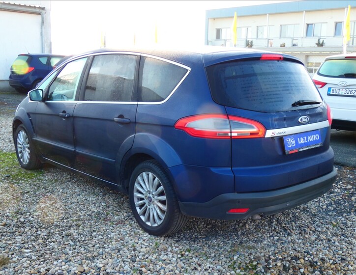 Ford S-MAX 6