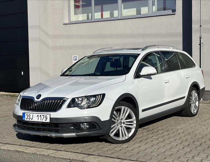 Škoda Superb 1