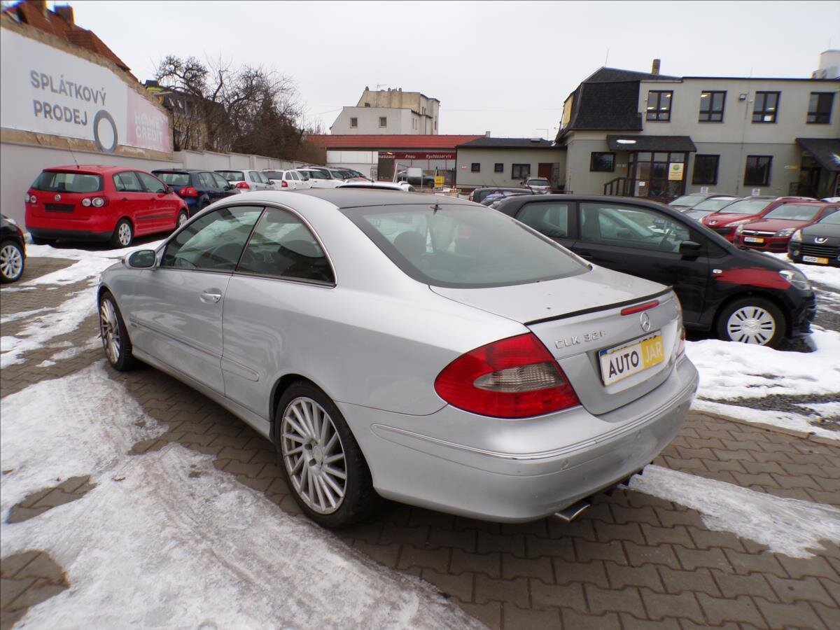 Mercedes-Benz CLK Kupé 3,0 l 165 kw