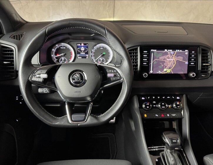 Škoda Karoq SUV 1,5 l 110 kw