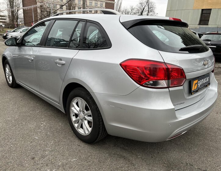 Chevrolet Cruze Kombi 1,7 l 96 kw