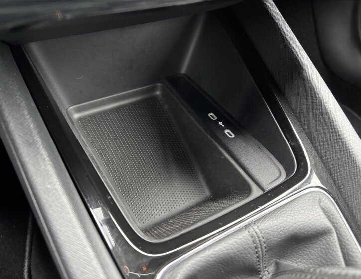 Škoda Octavia Sedan / Limuzína 2,0 l 85 kw