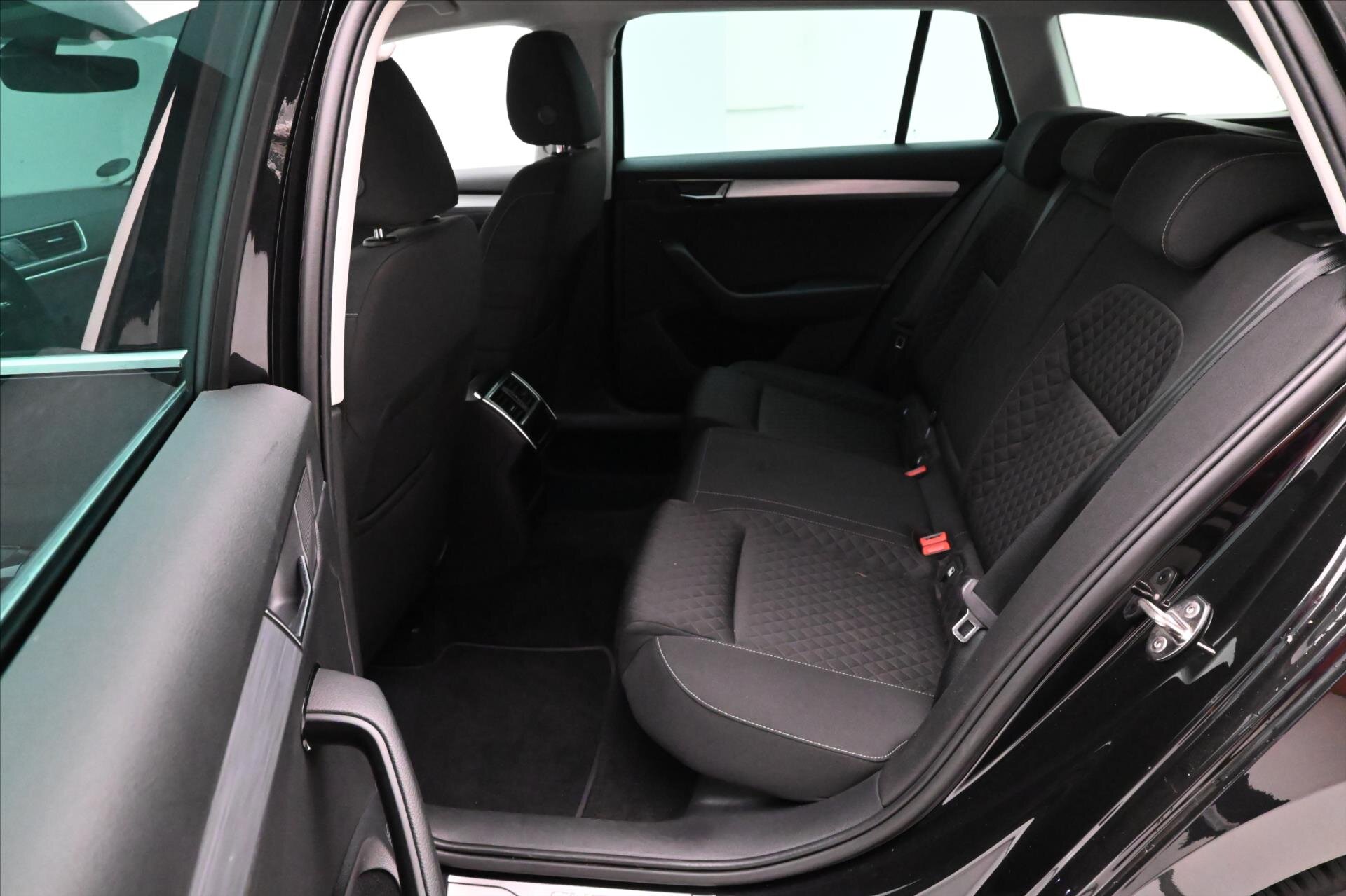 Škoda Superb Kombi 2,0 l 110 kw