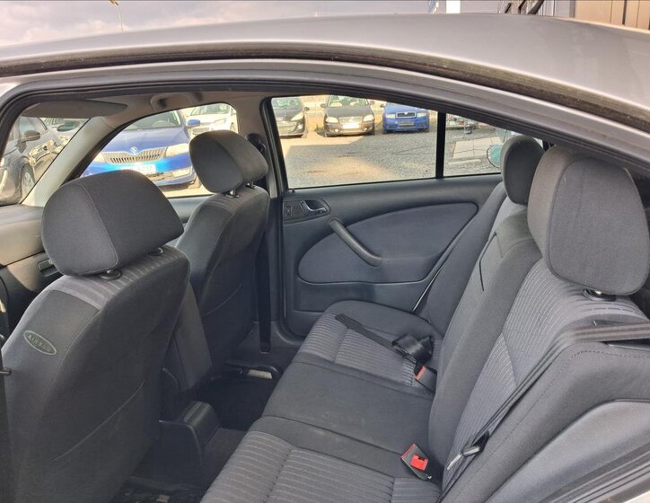 Škoda Octavia Sedan / Limuzína 2,0 l 85 kw