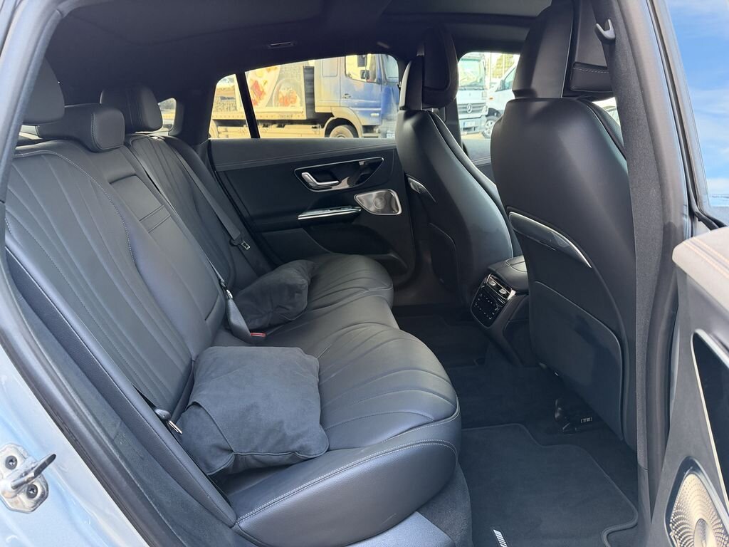 Mercedes-Benz EQE Sedan / Limuzína 0,0 300 kw