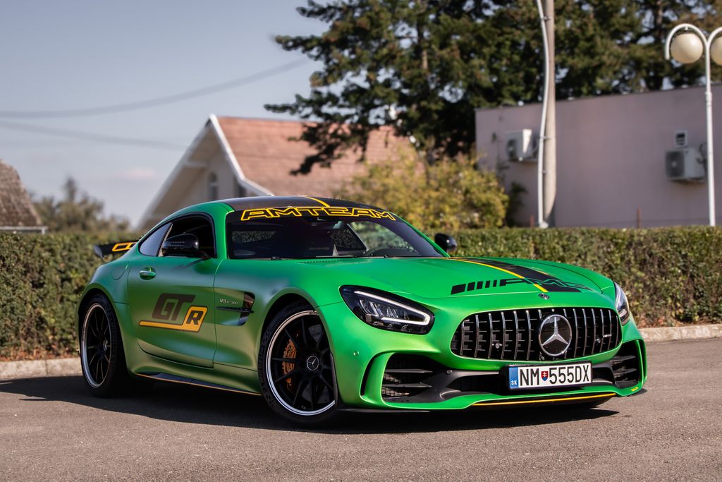 Mercedes-Benz AMG GT