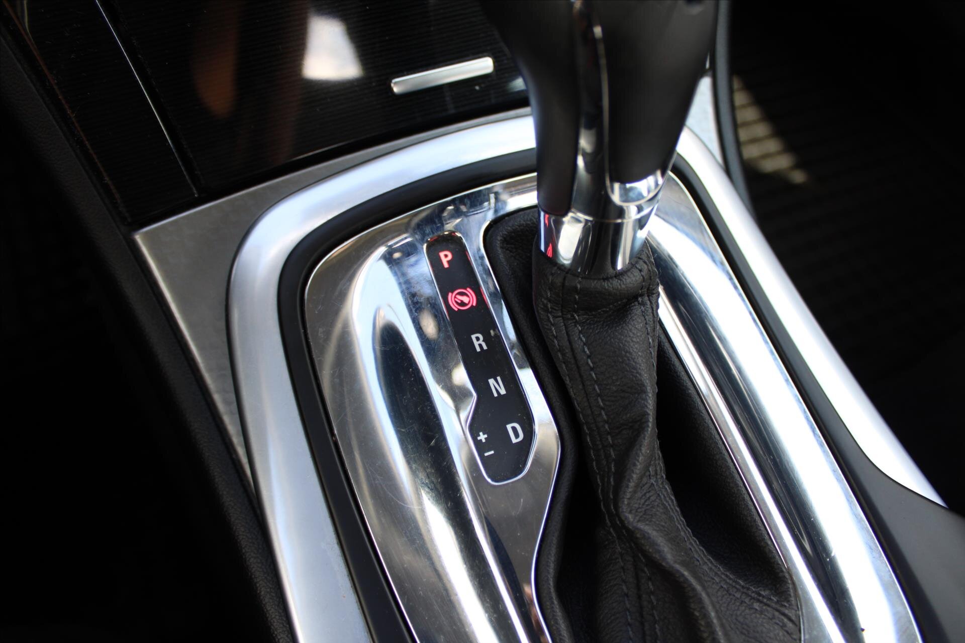 Opel Insignia Liftback 2,0 l 125 kw