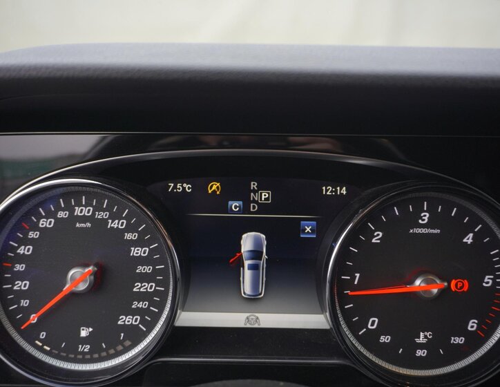 Mercedes-Benz Třídy E Kombi 2,0 l 143 kw