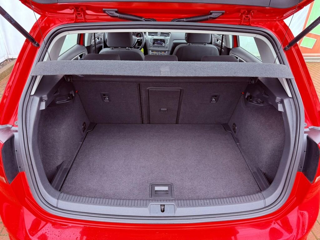 Volkswagen Golf Hatchback 1,2 l 77 kw