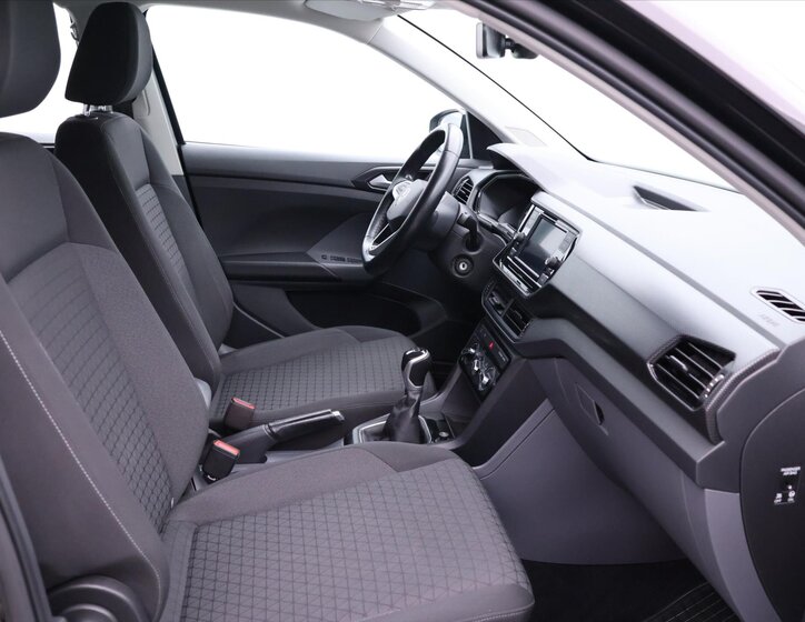 Volkswagen T-Cross SUV 999,0 70 kw