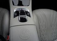 Mercedes-Benz Třídy S Kupé 4,0 l 450 kw