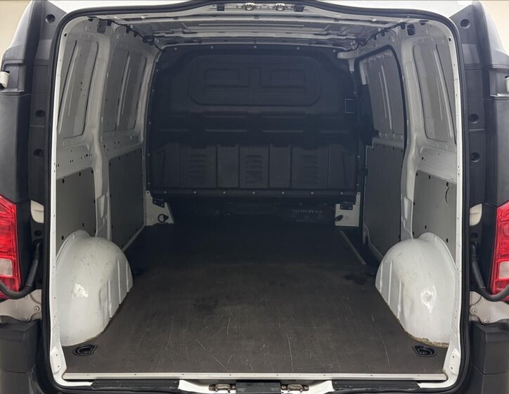 Mercedes-Benz Vito Skříň 1,6 l 65 kw