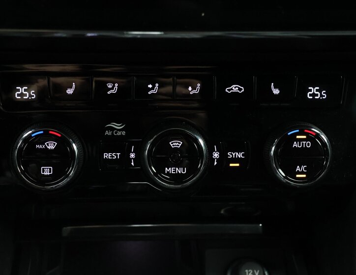 Škoda Superb Liftback 2,0 l 147 kw