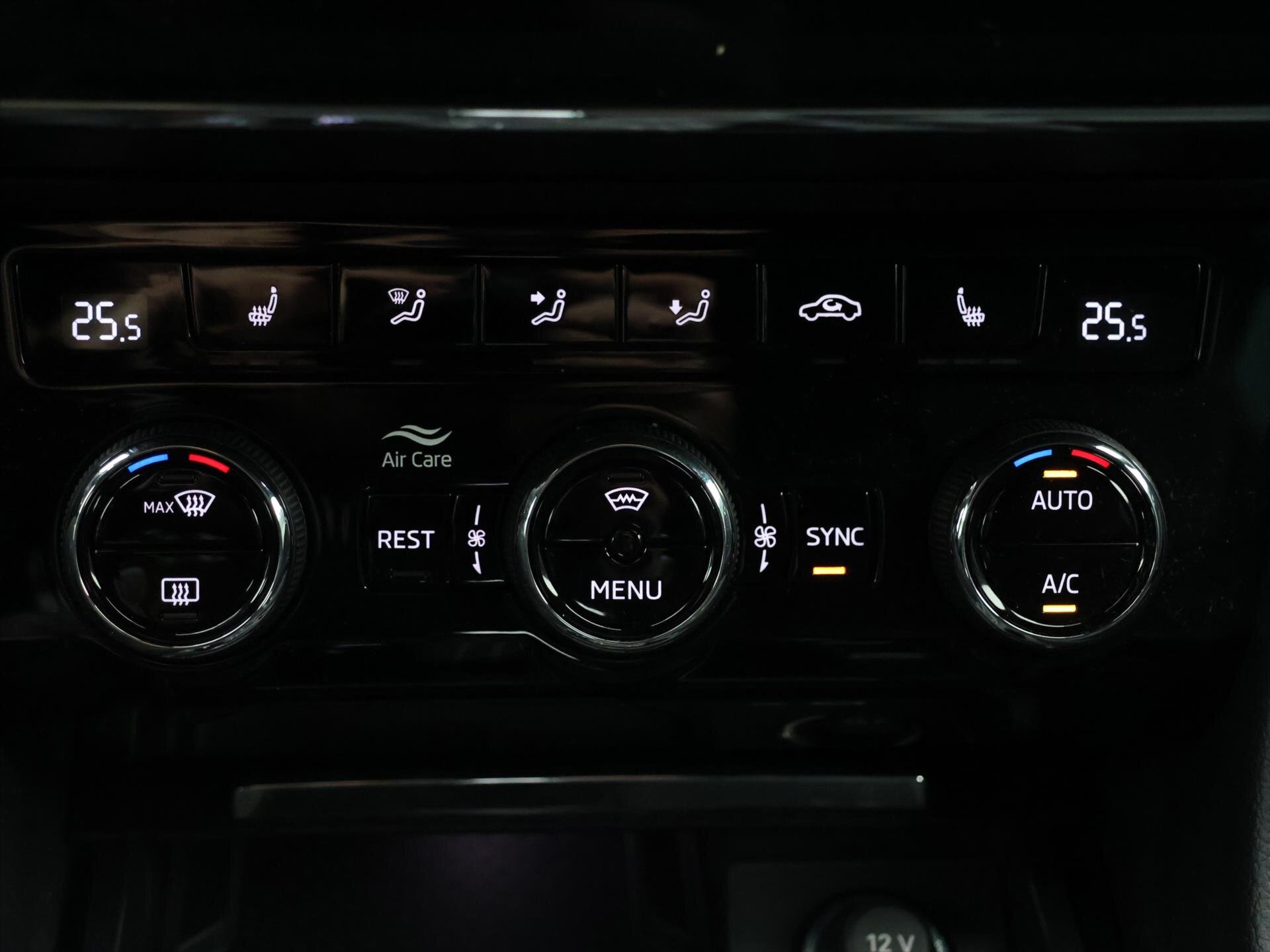 Škoda Superb Liftback 2,0 l 147 kw