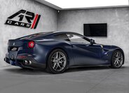 Ferrari F12 Berlinetta 5