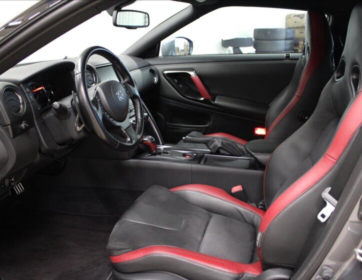 Nissan GT-R Kupé 3,8 l 390 kw