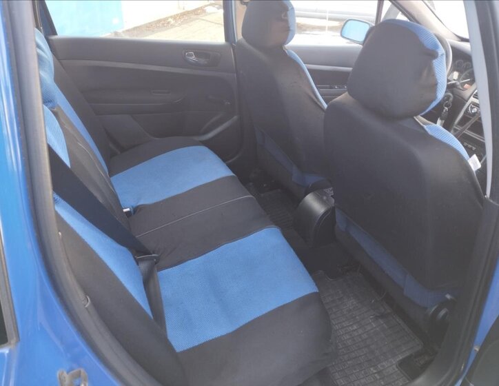 Peugeot 307 Kombi 1,4 l 65 kw