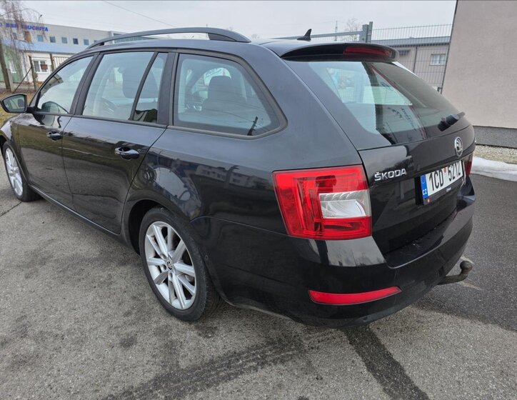 Škoda Octavia Kombi 2,0 l 110 kw