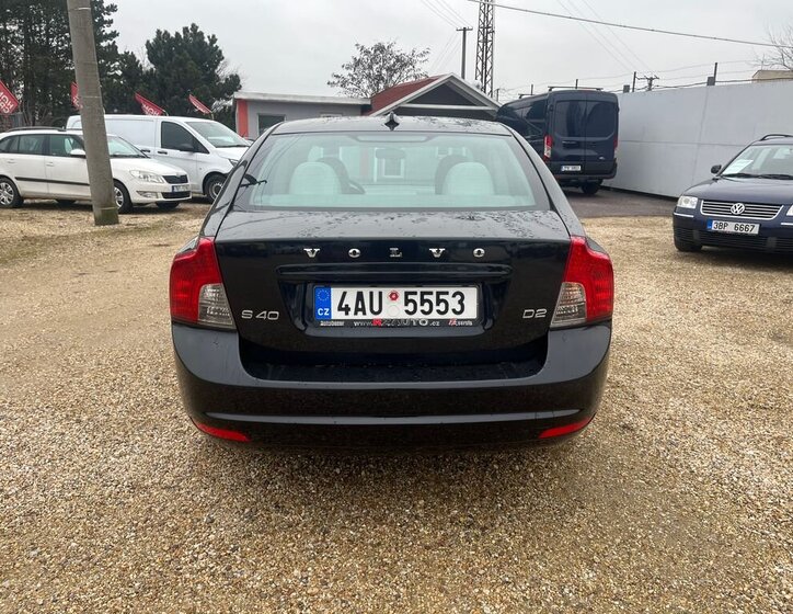 Volvo S40 Sedan 1,6 l 84 kw