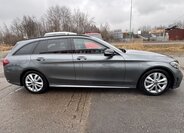 Mercedes-Benz Třídy C Kombi 2,2 l 143 kw