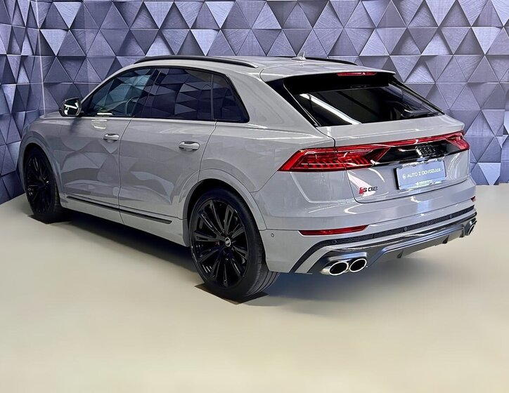 Audi SQ8 SUV / Terénní 4,0 l 373 kw