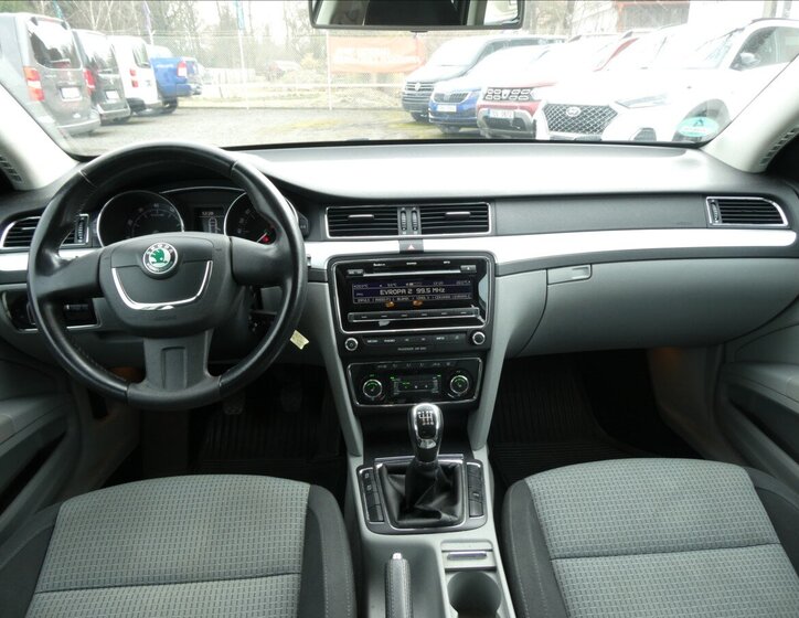 Škoda Superb Kombi 1,4 l 92 kw