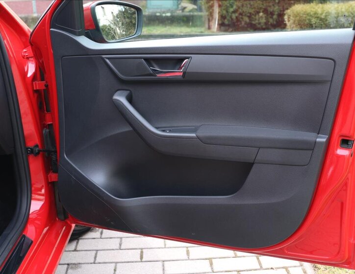 Škoda Fabia Hatchback 999,0 70 kw