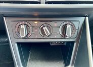 Volkswagen Polo Hatchback 999,0 70 kw