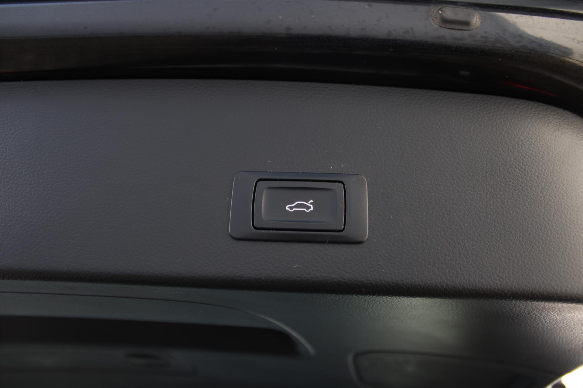 Audi A6 Kombi 2,0 l 130 kw